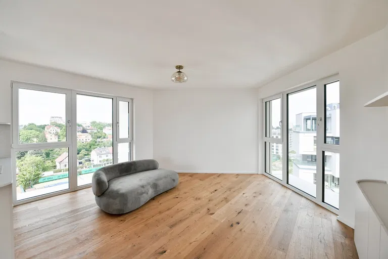 Ramonova, Strašnice - Prague 10 | Rent, Apartment, Three-bedroom (4+kk), 167 m²