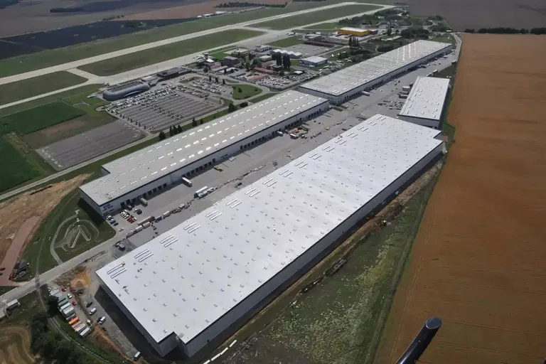 Letiště Brno-Tuřany, Brno - Brno-město | Rent, Warehouse space, 13 093 m²