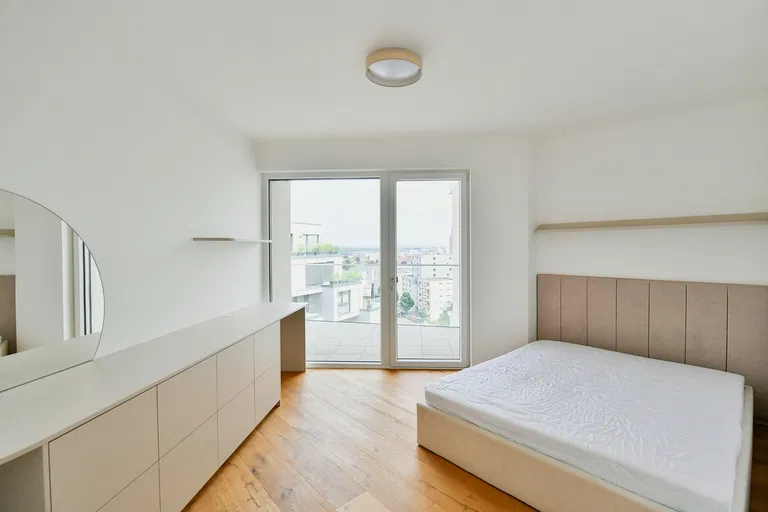 Ramonova, Strašnice - Prague 10 | Rent, Apartment, Three-bedroom (4+kk), 167 m²