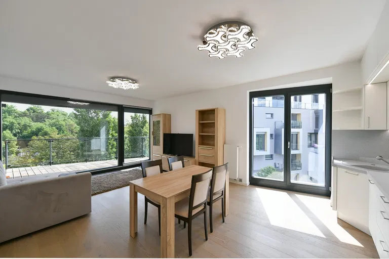 Menclova, Libeň - Prague 8 | Rent, Apartment, Two-bedroom (3+kk), 93 m²