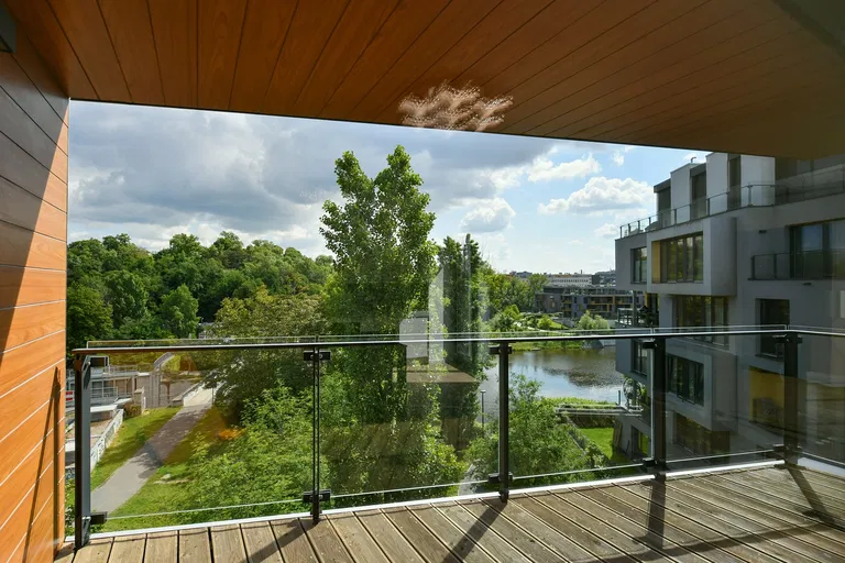Menclova, Libeň - Prague 8 | Rent, Apartment, Two-bedroom (3+kk), 93 m²