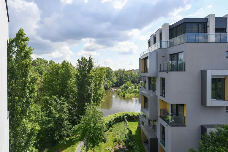Menclova, Libeň - Prague 8 | Rent, Apartment, Two-bedroom (3+kk), 93 m²