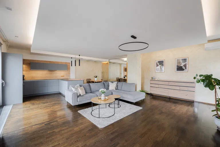 Korunní, Vinohrady - Prague 10 | Rent, Apartment, One-bedroom (2+kk), 93 m²