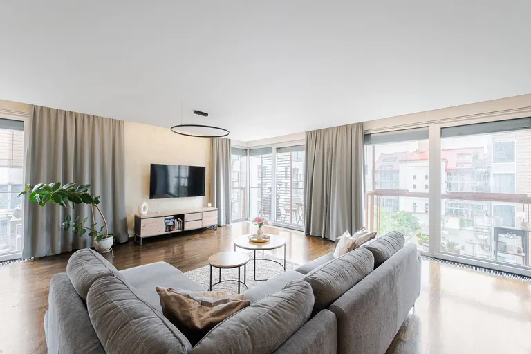 Korunní, Vinohrady - Prague 10 | Rent, Apartment, One-bedroom (2+kk), 93 m²