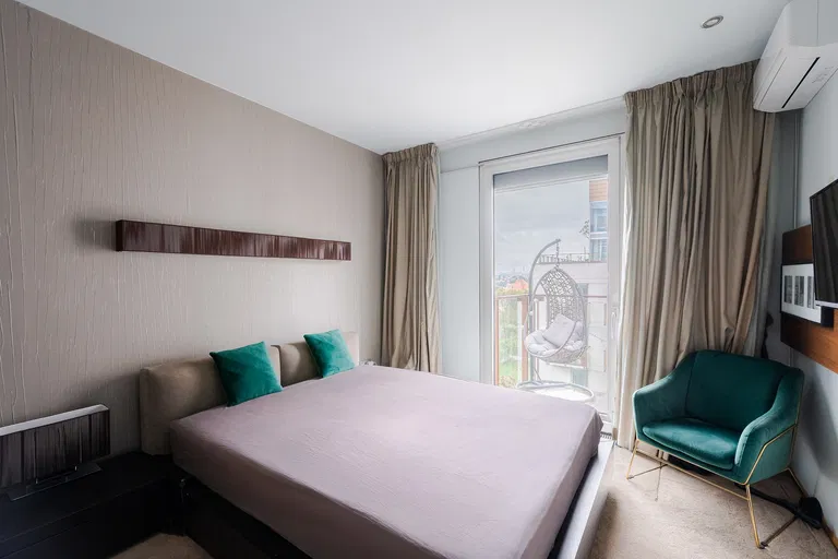Korunní, Vinohrady - Prague 10 | Rent, Apartment, One-bedroom (2+kk), 93 m²