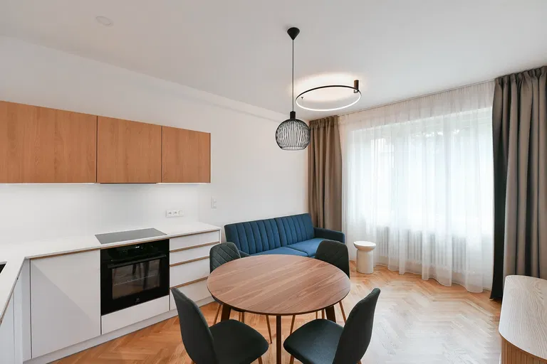 Záhřebská, Vinohrady - Prague 2 | Rent, Apartment, One-bedroom (2+kk), 46 m²