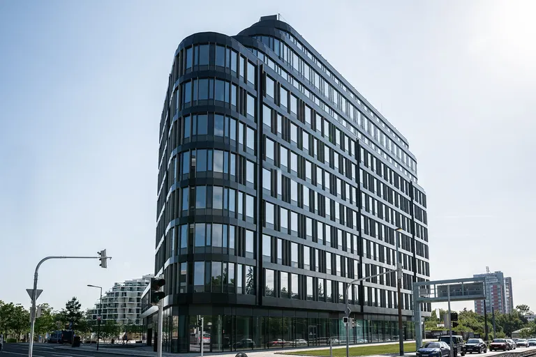 Počernická, Strašnice - Prague 10 | Rent, Office space, 1834 m²