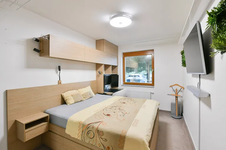 Soukalova, Modřany - Praha 4 | Pronájem, Byt, 3+kk, 77 m²