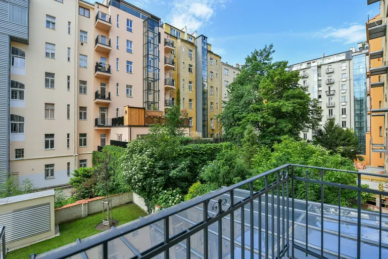 Mánesova, Vinohrady - Prague 2 | Rent, Apartment, One-bedroom (2+kk), 49 m²