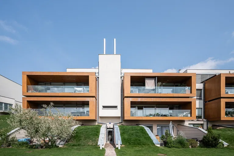 Mezitraťová, Hrdlořezy - Praha 9 | Pronájem, Byt, 3+kk, 108 m²