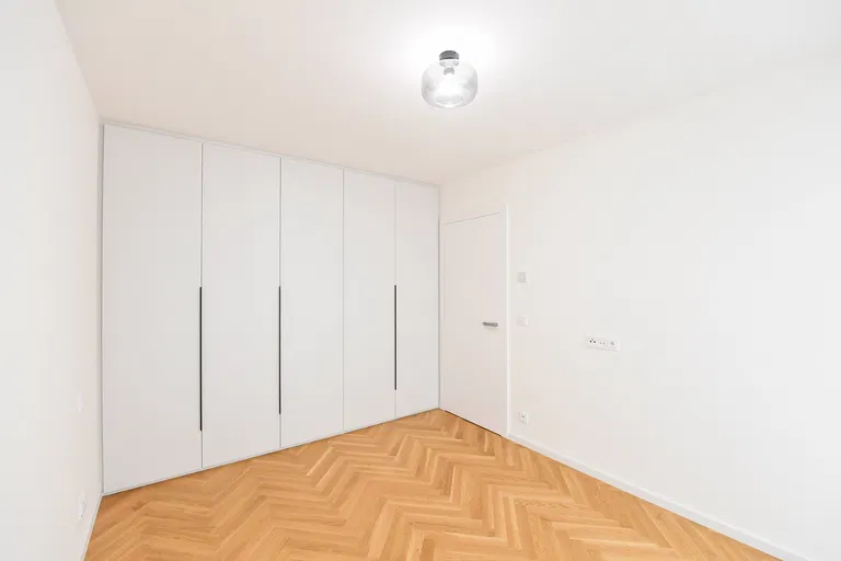 Varšavská, Vinohrady - Praha 2 | Pronájem, Byt, 2+kk, 52 m²