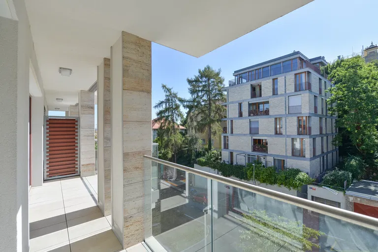 U Nikolajky, Smíchov - Praha 5 | Pronájem, Byt, 4+kk, 122 m²
