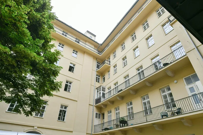 Ostrovní, Nové Město - Prague 1 | Rent, Apartment, One-bedroom (2+kk), 53 m²