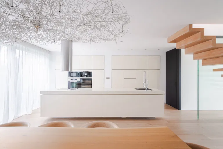 Atletická, Břevnov - Praha 6 | Pronájem, Byt, 4+1, 308 m²