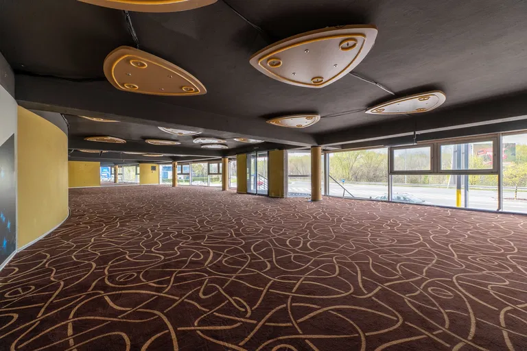 Pečnianska, Petržalka - Bratislava V | Rent, Retail space, 294 m²