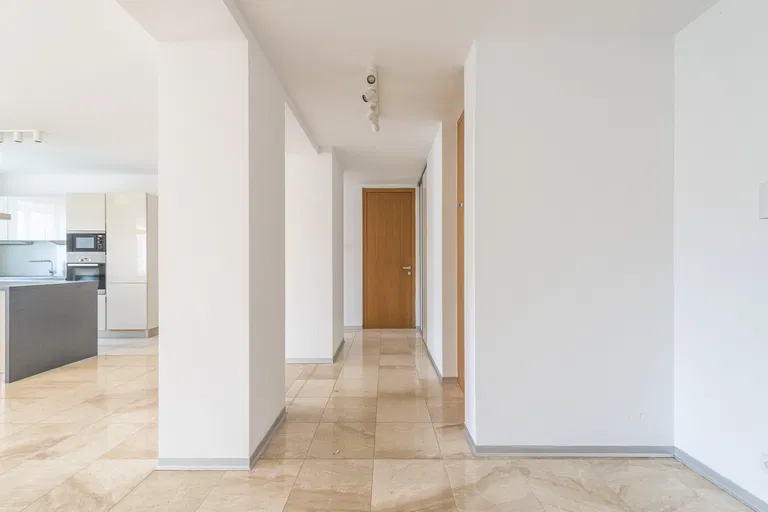 Hlboká cesta, Staré Mesto - Bratislava I | Prenájom, Byt, 3-izbový, 116 m²