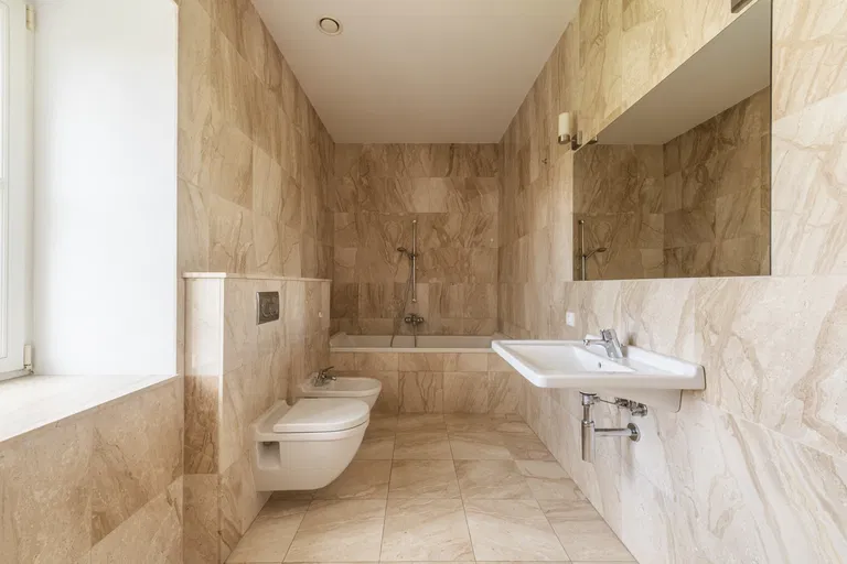 Hlboká cesta, Staré Mesto - Bratislava I | Prenájom, Byt, 3-izbový, 116 m²