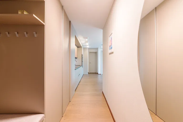 Pribinova, Bratislava - Bratislava II | Prenájom, Byt, 2-izbový, 70 m²