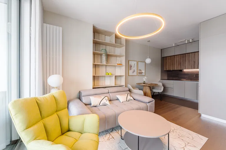 Pribinova, Bratislava - Bratislava II | Prenájom, Byt, 2-izbový, 62 m²