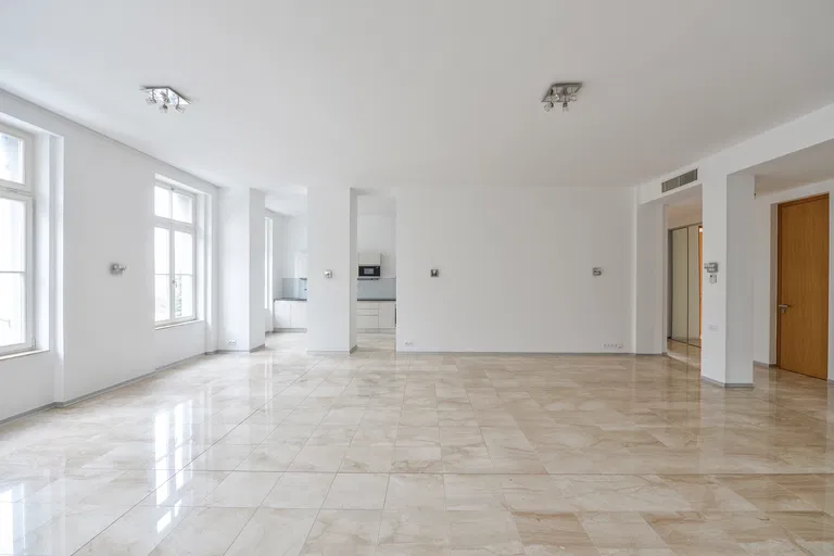 Hlboká cesta, Staré Mesto - Bratislava I | Rent, Apartment, Two-bedroom (3+1), 147 m²
