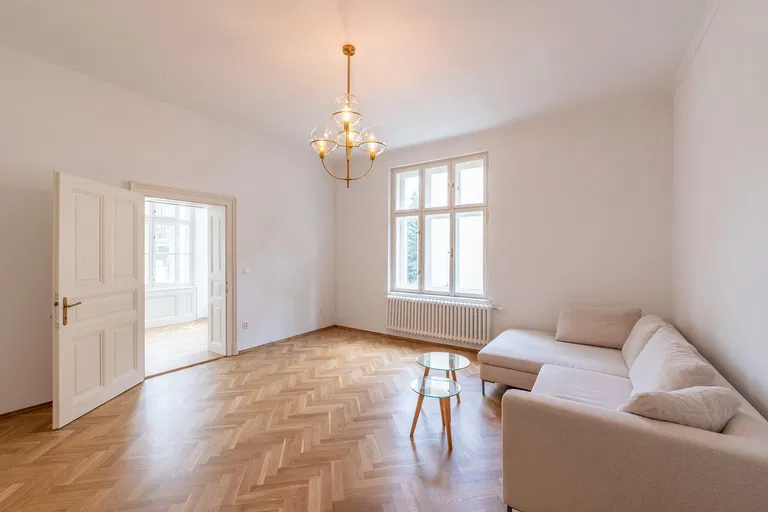 Galandova, Staré Mesto - Bratislava I | Prenájom, Byt, 5-izbový, 132 m²