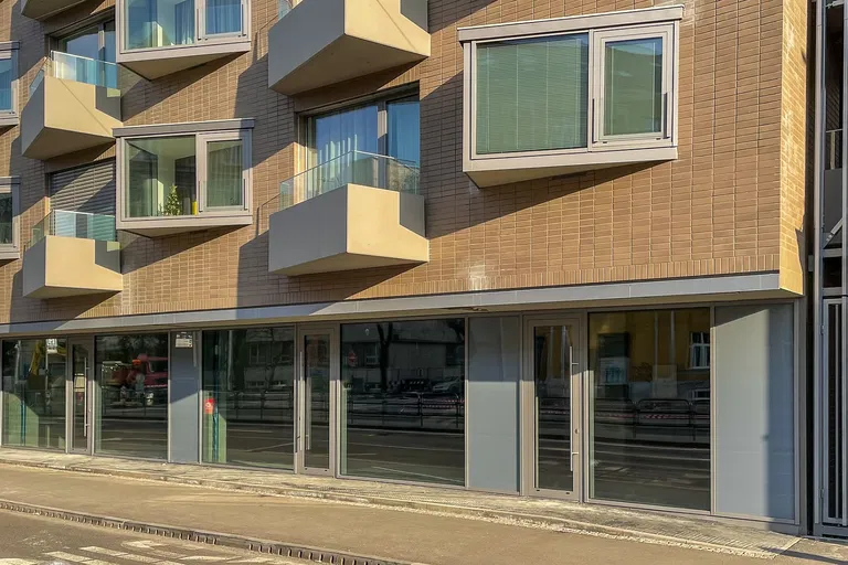 Vajnorská, Nové Mesto - Bratislava III | Prenájom, Obchodný priestor, 155 m²
