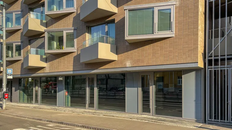 Vajnorská, Nové Mesto - Bratislava III | Prenájom, Obchodný priestor, 155 m²