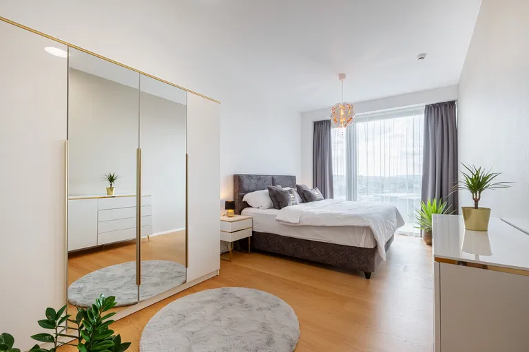 Krasovského, Petržalka - Bratislava V | Prenájom, Byt, 3-izbový, 107 m²