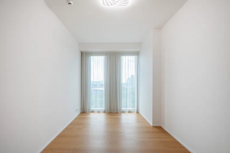 Krasovského, Petržalka - Bratislava V | Prenájom, Byt, 3-izbový, 107 m²