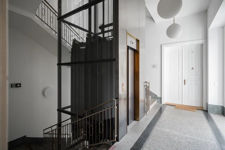 Dlážděná, Nové Město - Prague 1 | Sale, Apartment, One-bedroom (2+kk), 59 m²
