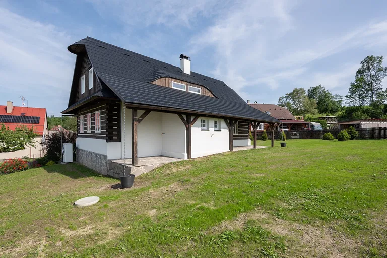 Hamry - Chrudim | Predaj, Rodinný dom, 5-izbový, 179 m²