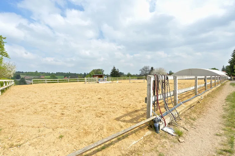 Ledce - Kladno | Predaj, Usadlosť / statok, 1 292 m²