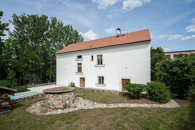 Zaječice, Pyšely - Benešov | Predaj, Rodinný dom, 6-izbový, 638 m²