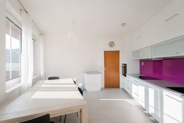 Voskovcova, Hlubočepy - Praha 5 | Predaj, Byt, 4-izbový, 143 m²