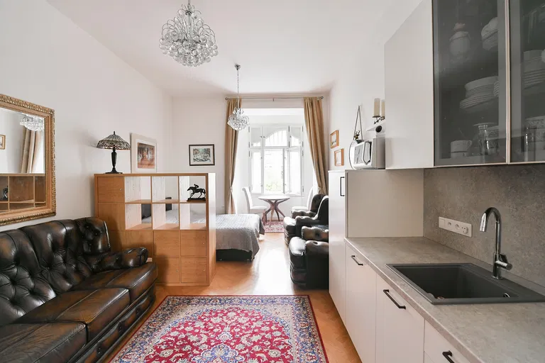 Korunovační, Bubeneč - Praha 7 | Predaj, Byt, 1-izbový, 35 m²