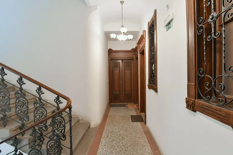 Korunovační, Bubeneč - Praha 7 | Predaj, Byt, 1-izbový, 35 m²