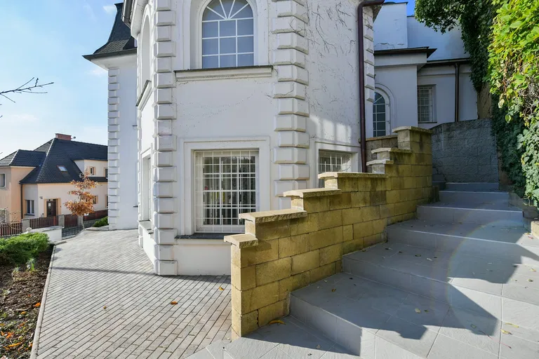 Ametystová, Radotín - Prague 5 | Sale, Apartment building, Nine-bedroom (10+1), 348 m²