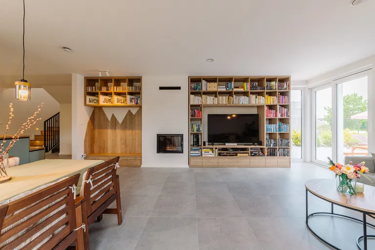 Krížna, Zálesie - Senec | Predaj, Rodinný dom, 5-izbový, 246 m²