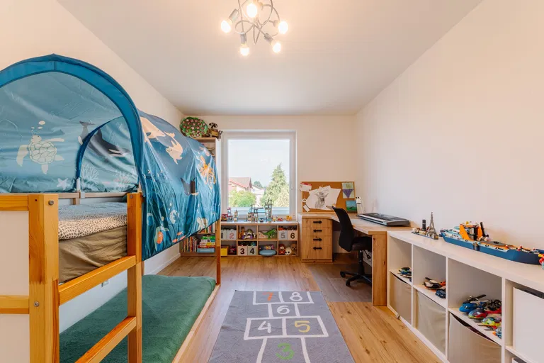 Krížna, Zálesie - Senec | Predaj, Rodinný dom, 5-izbový, 246 m²