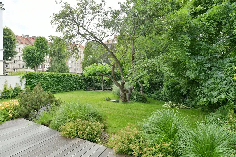 Bubenečská, Bubeneč - Praha 6 | Predaj, Rodinný dom, 12-izbový, 781 m²