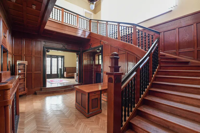 Bubenečská, Bubeneč - Praha 6 | Predaj, Rodinný dom, 12-izbový, 781 m²