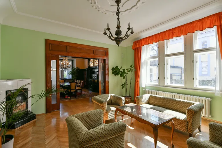 Bubenečská, Bubeneč - Praha 6 | Predaj, Rodinný dom, 12-izbový, 781 m²