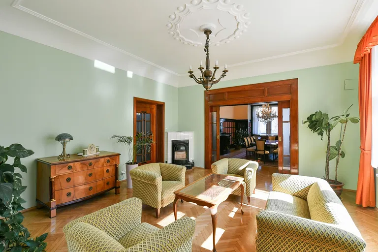 Bubenečská, Bubeneč - Praha 6 | Predaj, Rodinný dom, 12-izbový, 781 m²