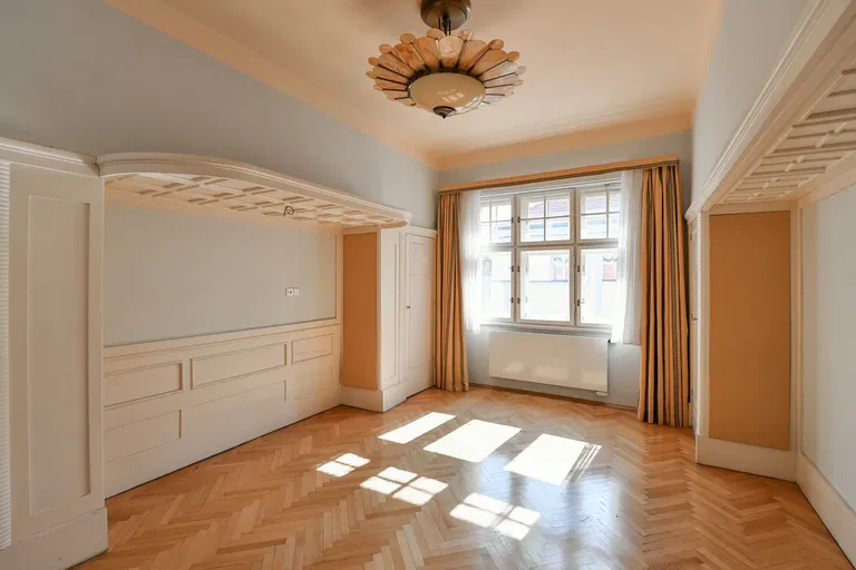 Bubenečská, Bubeneč - Praha 6 | Predaj, Rodinný dom, 12-izbový, 781 m²