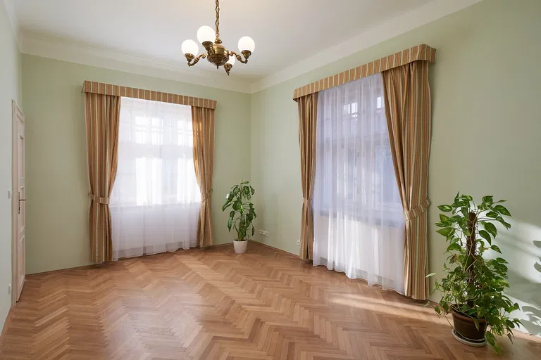 Bubenečská, Bubeneč - Praha 6 | Predaj, Rodinný dom, 12-izbový, 781 m²