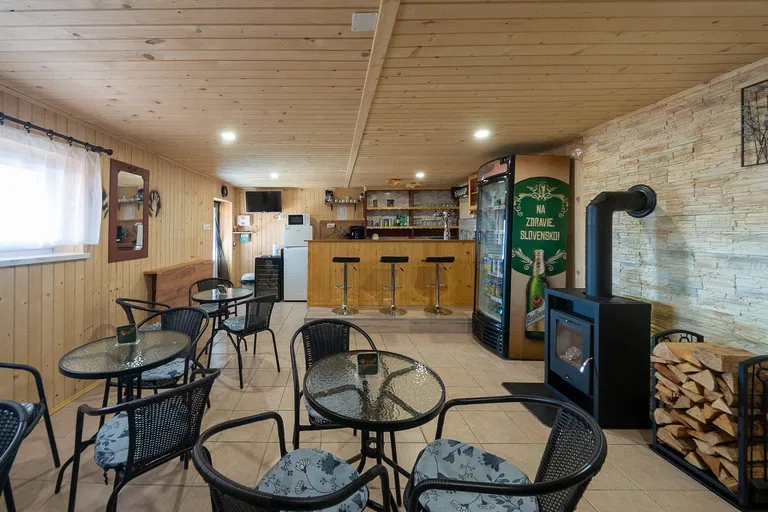 Chľaba - Nové Zámky | Predaj, Hotel, 563 m²