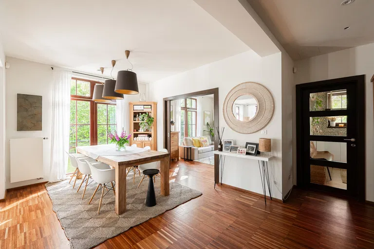 Chotěbuzská, Benice - Praha 10 | Predaj, Rodinný dom, 6-izbový, 338 m²