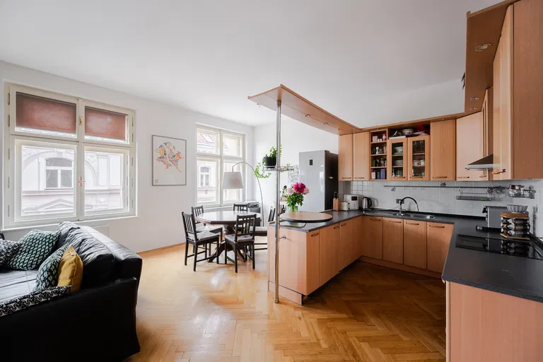 Černomořská, Vršovice - Praha 10 | Predaj, Byt, 3-izbový, 83 m²