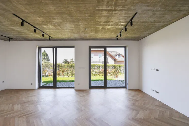 Racková, Jesenice - Praha-západ | Predaj, Rodinný dom, 2-izbový, 56 m²