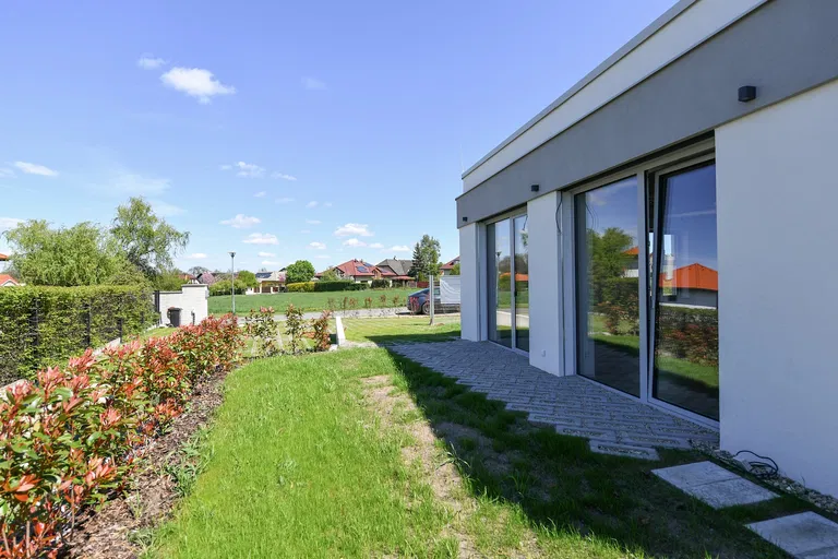 Racková, Jesenice - Praha-západ | Predaj, Rodinný dom, 2-izbový, 56 m²